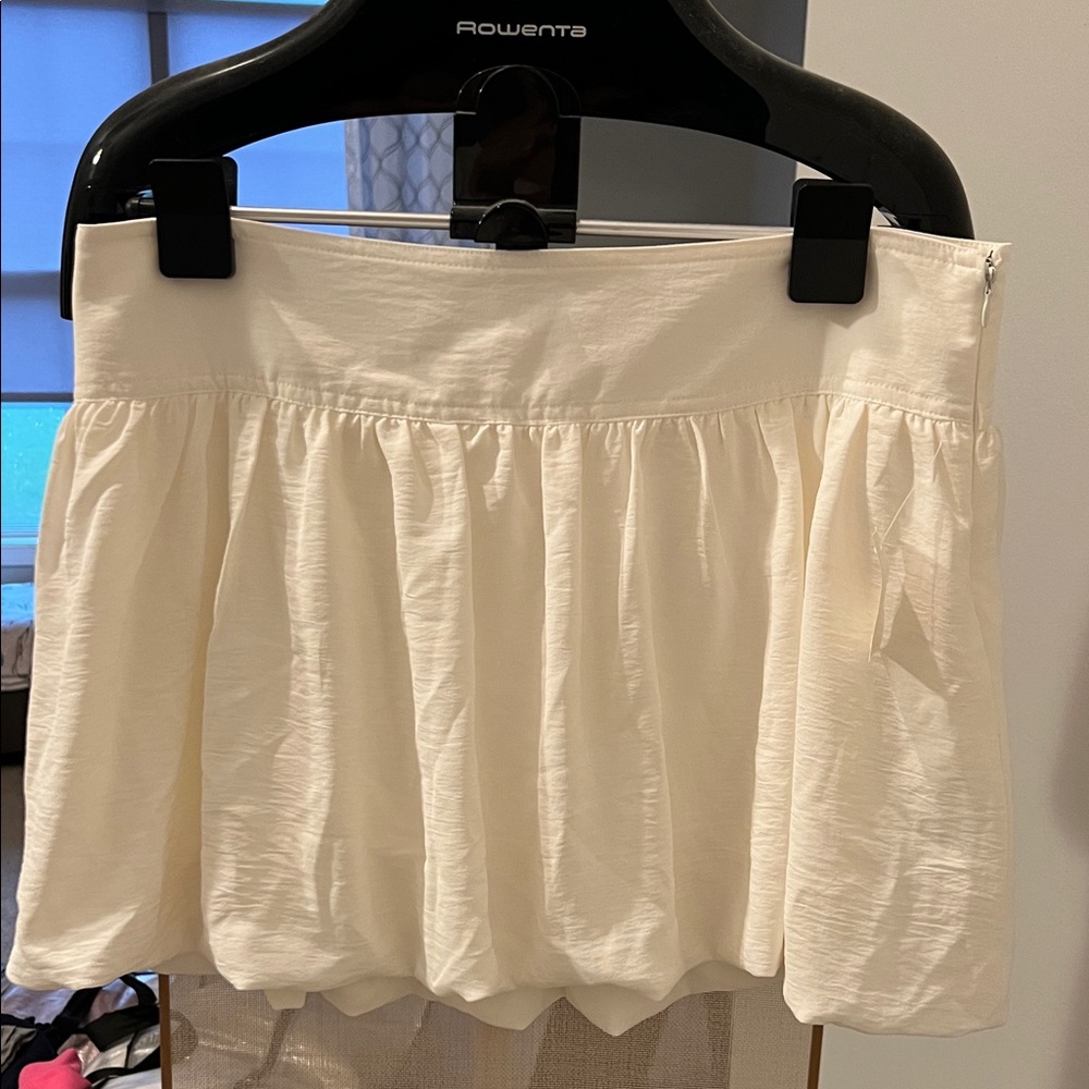Aeropostale Cream Mini Skirt